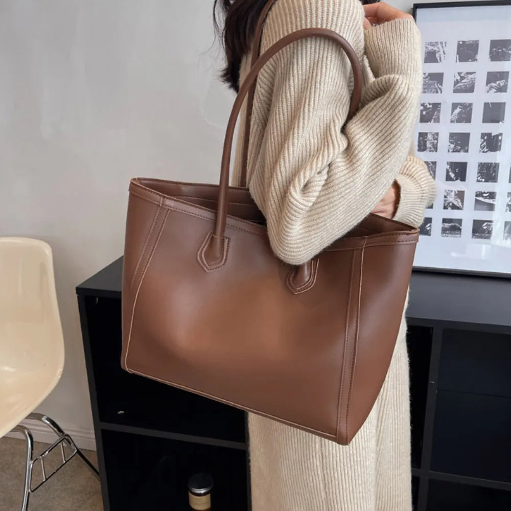Elora | Tote Bag