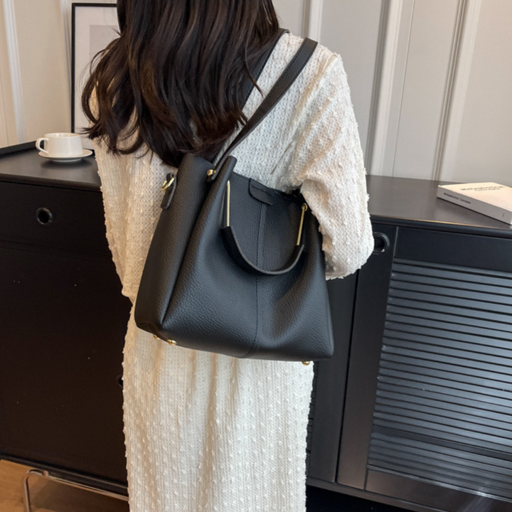 Elyna | Shoulder Bag